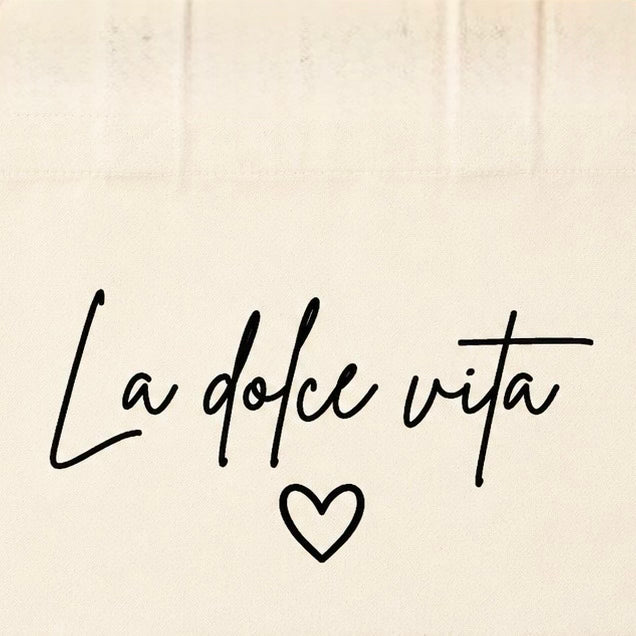 Pochette estiva con frase lifestyle